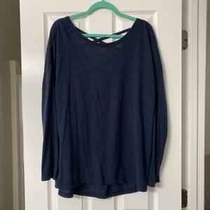 Navy workout long sleeve